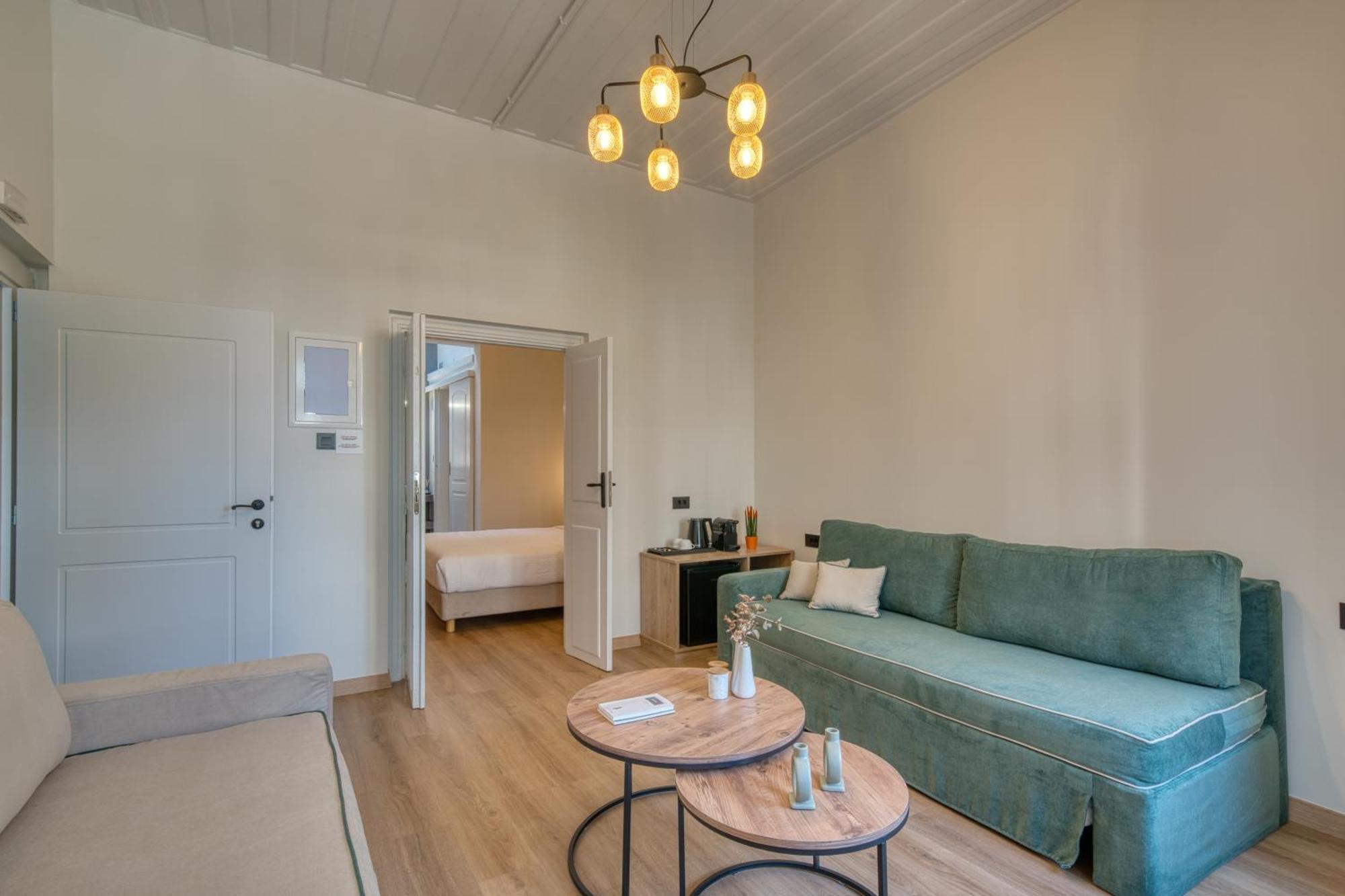 Vittore Gambello Rooms นาฟปลิโอ ภายนอก รูปภาพ